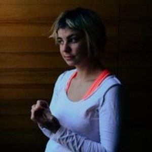 Meet your Posher, Adrianne